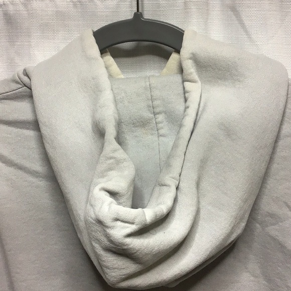 Champion University of Chicago Hoodie - Picture 12 of 16